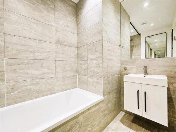 Bath2.jpg