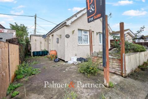 Standard Avenue, Jaywick, Clacton-on-Sea, Essex, CO15