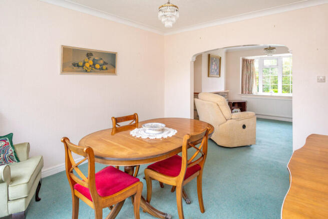 Dining Room to Lounge