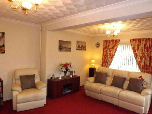 Lounge Pic 2