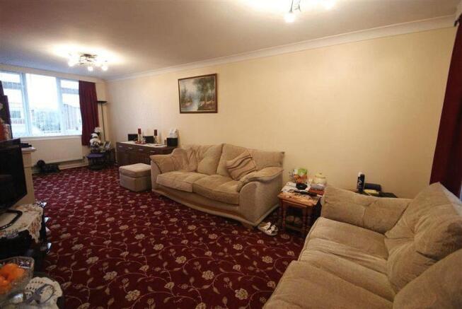 Lounge 2