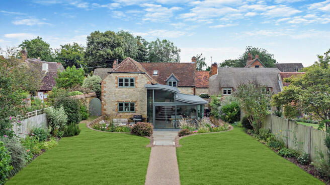 8614390-exterior0...