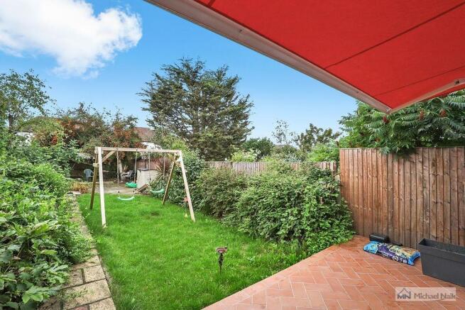 Grenoble Gardens, N13