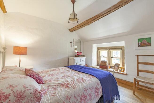 Bedroom 2-1.jpg