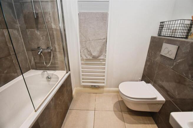2 bed Semi-Detached for sale Image 12