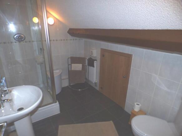 EN-SUITE ATTIC BEDRO
