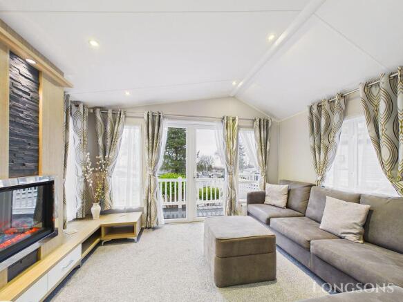 Cam02173g0 Pr0346 Still029