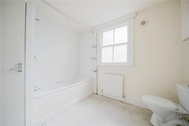 4 bed Terraced for sale Image 4