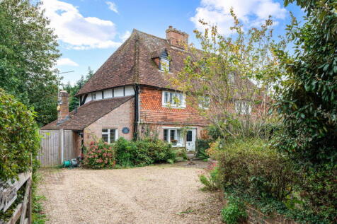 Newchapel Road, Lingfield, RH7 6BD
