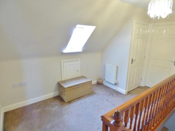 Galleried landing/st