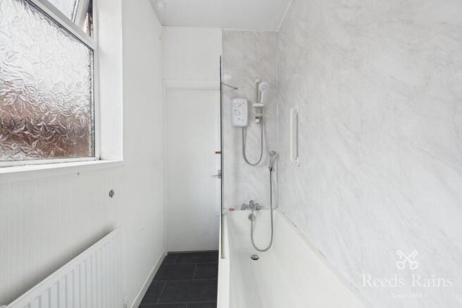 3 bed End of Terrace to rent Image 8