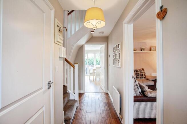 4 bed Detached for sale Image 6