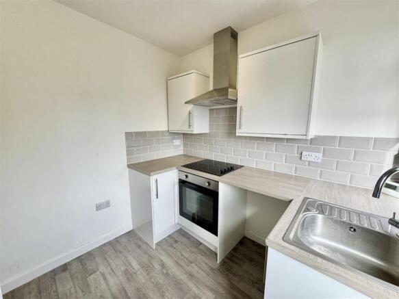1 bed Terraced for sale Image 6