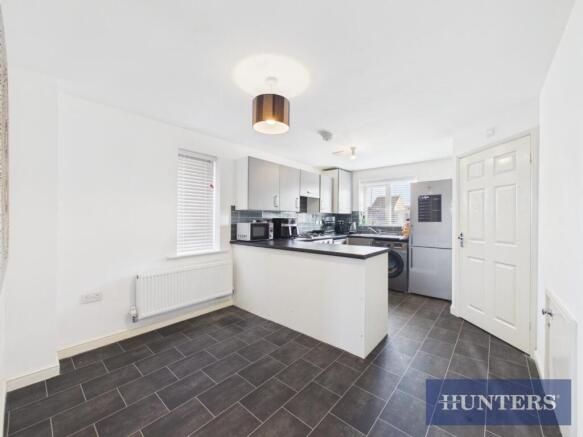 3 bed Semi-Detached for sale Image 5