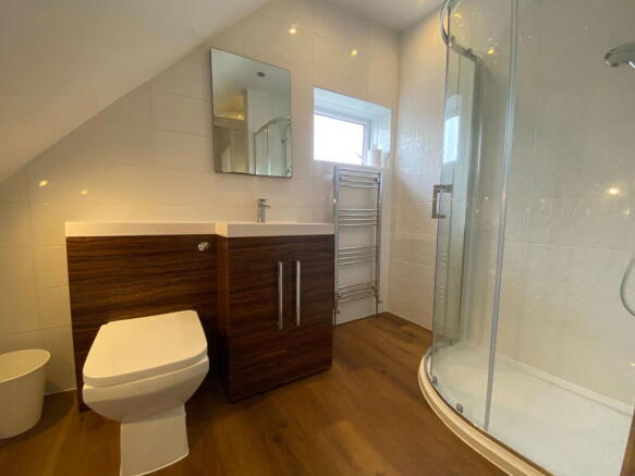3 bed Semi-Detached for sale Image 11