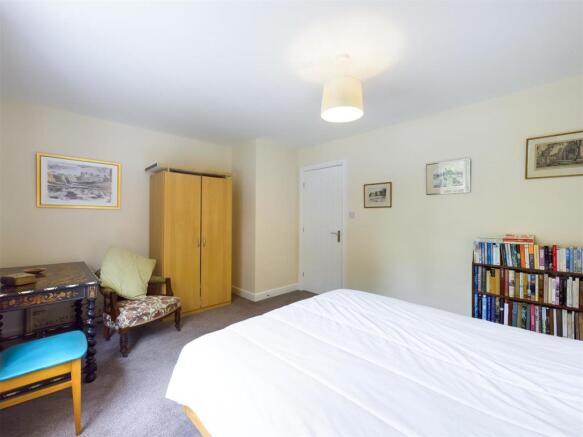 CAM00472P1-PR0281-STILL09.jpg