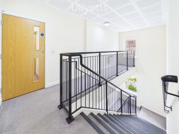 2 bed Flat for sale Image 4