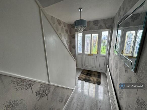 3 bed Semi-Detached to rent Image 7