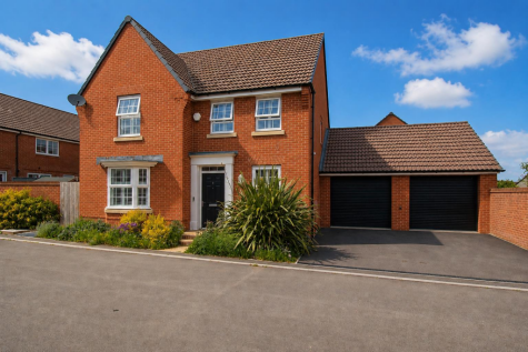 Fieldfare Close, Keynsham