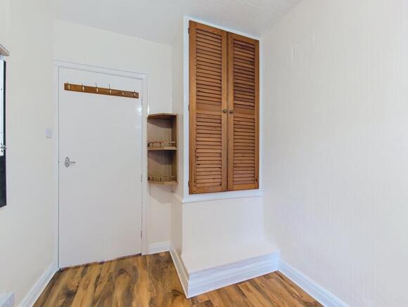 3 bed Semi-Detached to rent Image 9