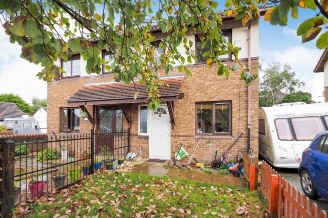 2 bed Semi-Detached for sale Image 11