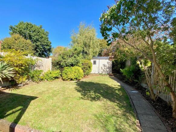 Brompton Close, Billericay photo 4