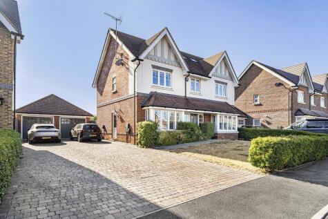 Westminster Fields, Harpenden, Hertfordshire, AL5