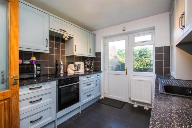 Kitchen..jpg