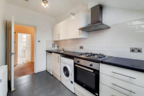 2c, Harpenden Road, London SE27 0AE