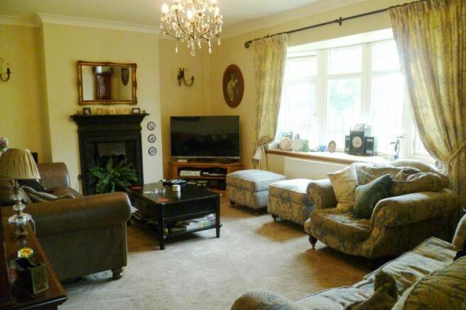 SITTING ROOM