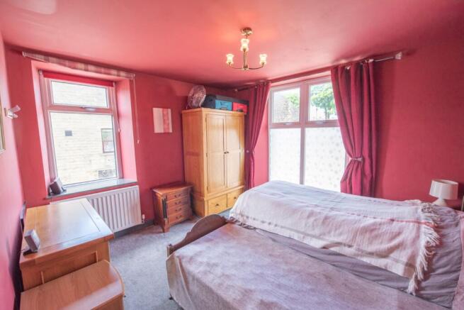 2 bed House for sale Image 9