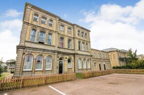 9, Queen Elizabeth Court, Kings Road, Great Yarmouth NR30 3JW