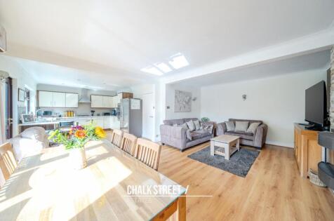 Shepherds Hill, Harold Wood, RM3