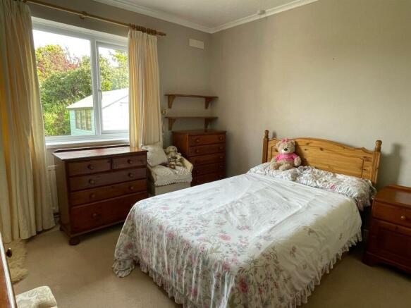 Bedroom,.jpg