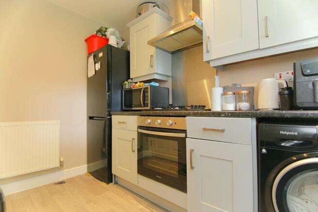 3 bed Terraced for sale Image 6