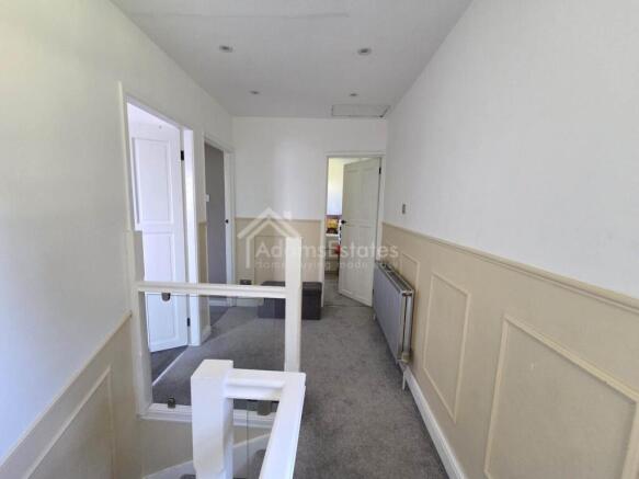 3 bed Semi-Detached for sale Image 5