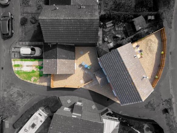 20250701131901 - DJI_0621 - 8 Burnham Close, Triml