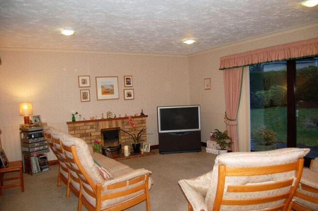 SITTING ROOM