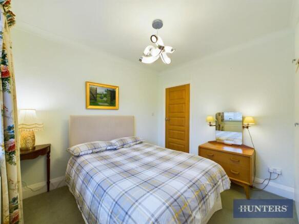 2 bed Apartment to rent Image 6