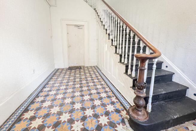 Flat 1, 2 and 3, 6 Pelham Road, Grimsby, Lincolnshire, DN34 4SU