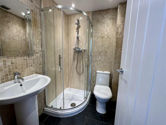 En Suite Shower Room