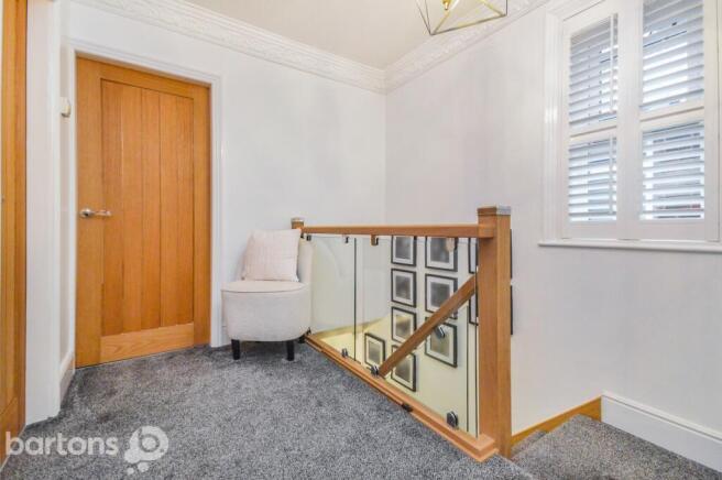 4 bed House for sale Image 12