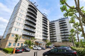 Flat 3a, 32 66 Central House, High Street, Stratford, London E15 2NS