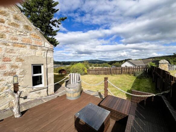 DECKING