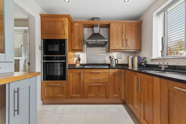 Dinng Kitchen
