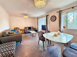 34, Newton Court, Old Windsor, Windsor SL4 2SN