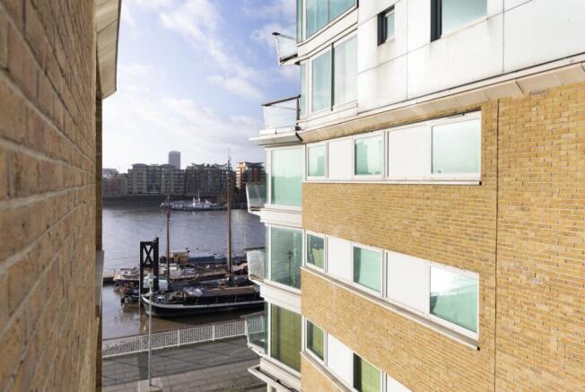 Cinnabar Wharf Ce...