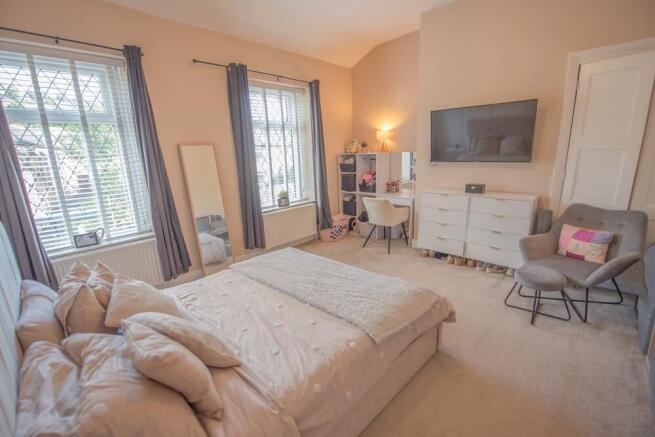 2 bed Terraced for sale Image 7