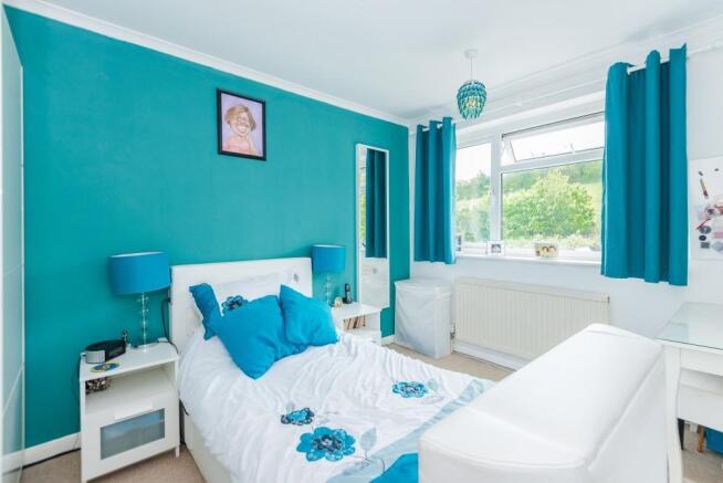 38 Woodley Hills7 - 800px.jpg