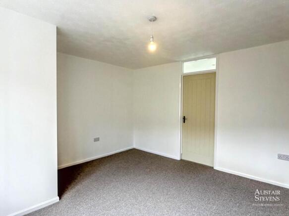 3 bed Link Detached House for sale Image 4